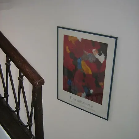 Happy Friends Apartment *